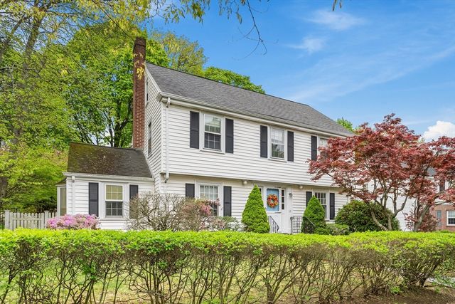 12 Vinewood Rd, Milton, MA 02186