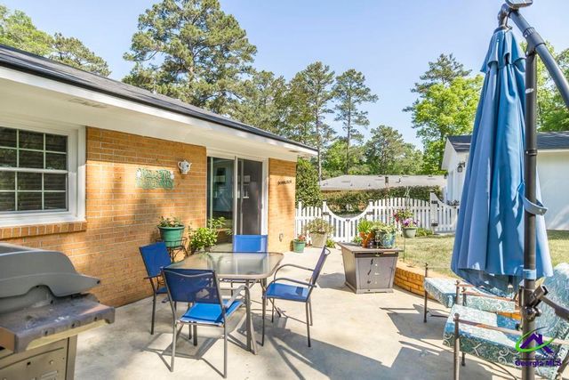 1943 Birchwood Way, Macon, GA 31211