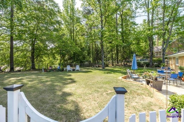 1943 Birchwood Way, Macon, GA 31211