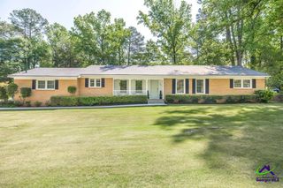 1943 Birchwood Way, Macon, GA 31211