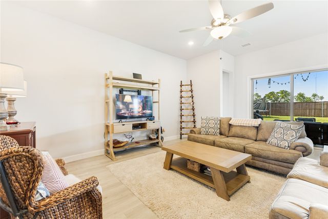 209 Chesapeake Drive, Forney, TX 75126