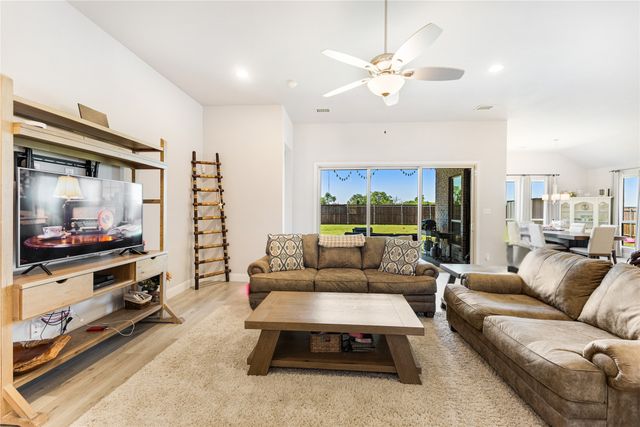 209 Chesapeake Drive, Forney, TX 75126