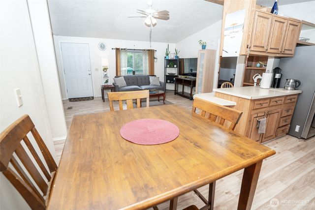 670 N Duckabush Drive N, Hoodsport, WA 98548
