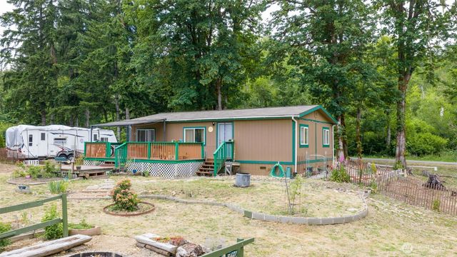 670 N Duckabush Drive N, Hoodsport, WA 98548