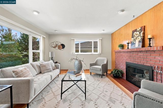 4814 Morwood Dr, Richmond, CA 94803