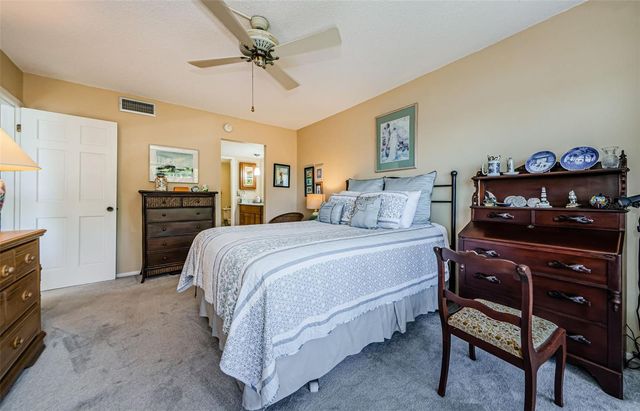 2700 BAYSHORE BOULEVARD 11307, Dunedin, FL 34698