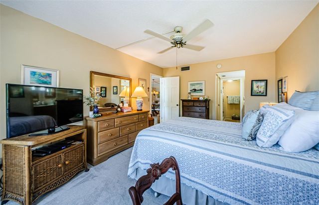 2700 BAYSHORE BOULEVARD 11307, Dunedin, FL 34698