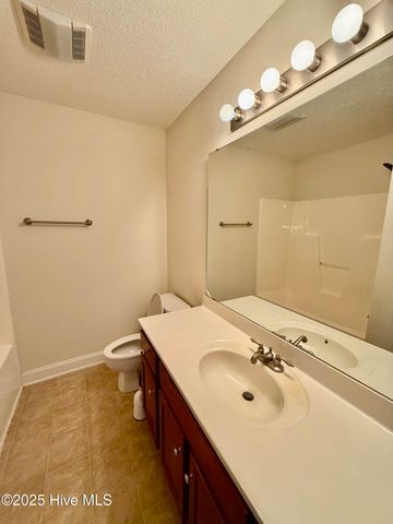 4239 Dudleys Grant Drive A, Winterville, NC 28590