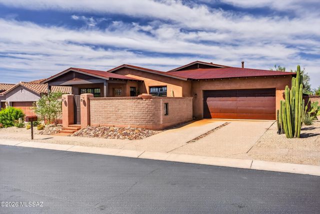 11599 N Adobe Village Place, Marana, AZ 85658