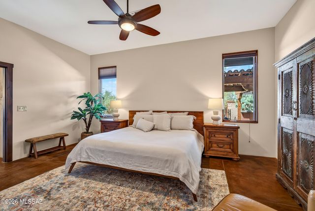 11599 N Adobe Village Place, Marana, AZ 85658