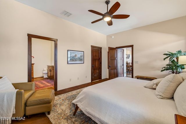 11599 N Adobe Village Place, Marana, AZ 85658