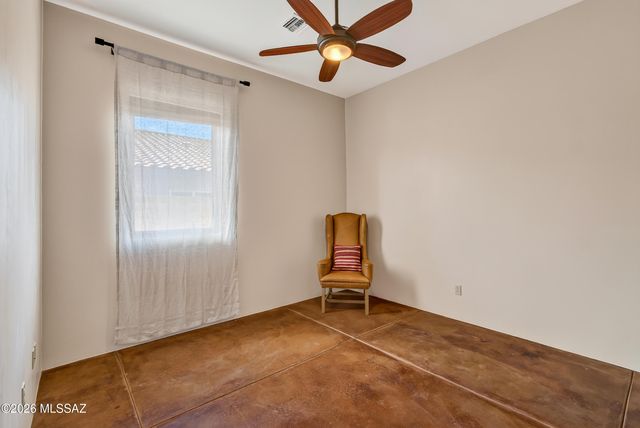 11599 N Adobe Village Place, Marana, AZ 85658