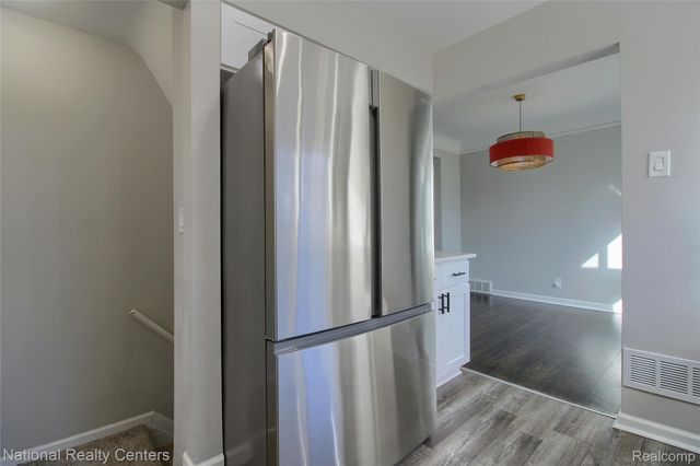 16975 W 14 Mile Road, Beverly Hills Village, MI 48025