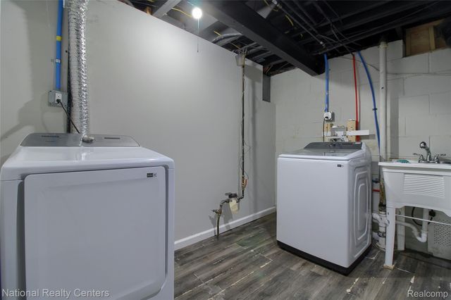 16975 W 14 Mile Road, Beverly Hills Village, MI 48025