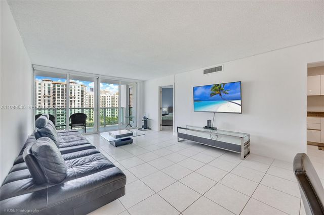 100 Bayview Dr 1231, Sunny Isles Beach, FL 33160