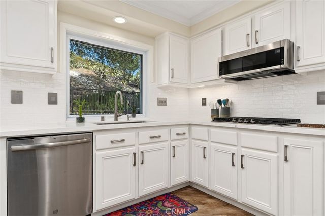 23 Apache, Trabuco Canyon, CA 92679
