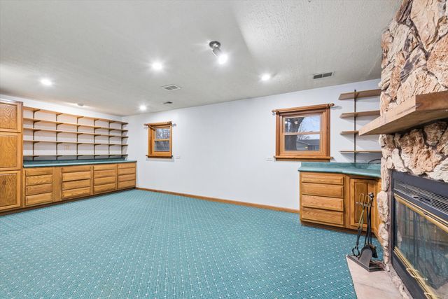 411 Northfield Lane, Valparaiso, IN 46383