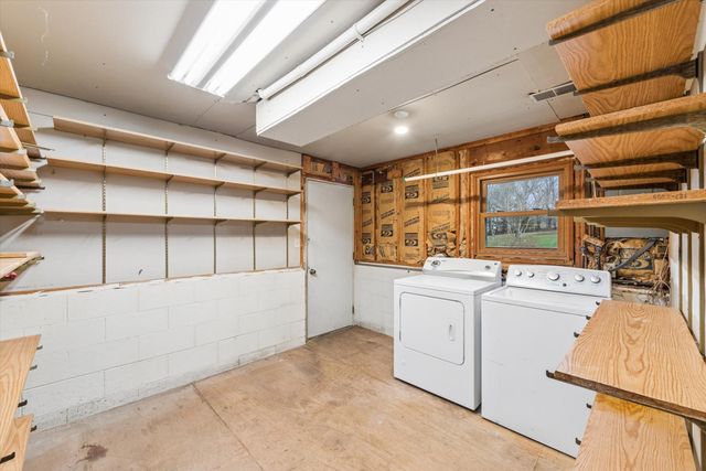 411 Northfield Lane, Valparaiso, IN 46383