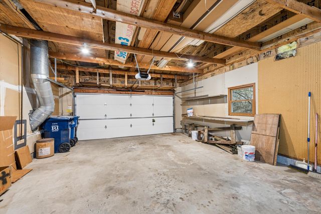 411 Northfield Lane, Valparaiso, IN 46383