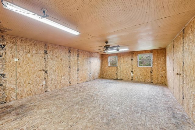 411 Northfield Lane, Valparaiso, IN 46383