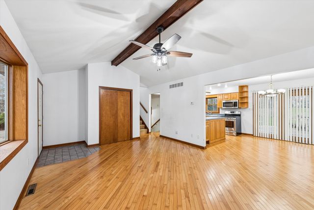 411 Northfield Lane, Valparaiso, IN 46383