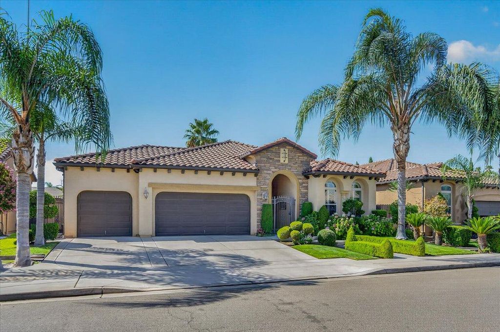 Image 1 of property listing at 6955 Stuart Avenue, Fresno, CA 93723
