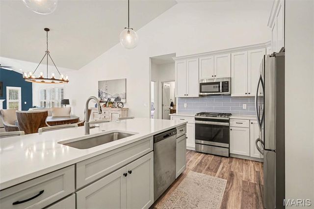 1074 Bloomfield Drive, Eureka, MO 63025