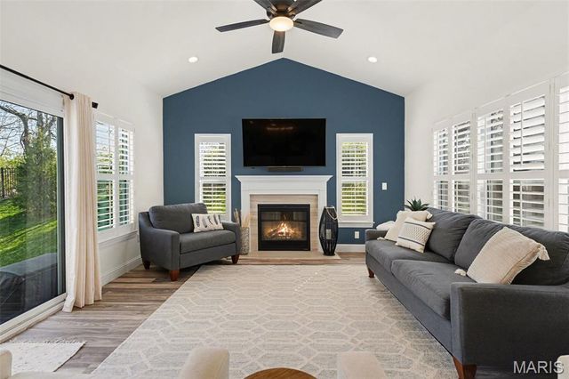 1074 Bloomfield Drive, Eureka, MO 63025