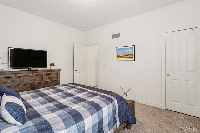 1074 Bloomfield Drive, Eureka, MO 63025