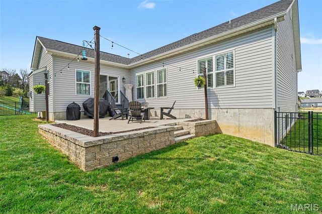 1074 Bloomfield Drive, Eureka, MO 63025