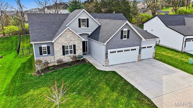 1074 Bloomfield Drive, Eureka, MO 63025