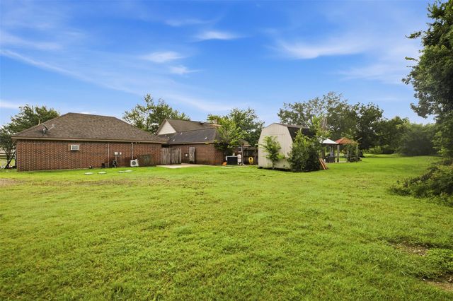 18722 Fenske Road, Cypress, TX 77433
