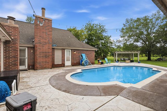 18722 Fenske Road, Cypress, TX 77433
