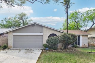 11815 Broadwood, San Antonio, TX 78249