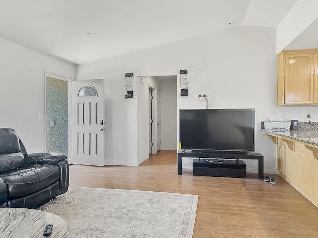 1895 Madison Drive, Madera, CA 93638