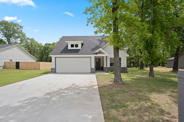 1621 Rockwood Drive, Grove, OK 74344