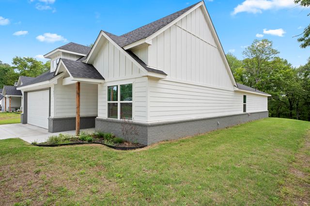 1621 Rockwood Drive, Grove, OK 74344