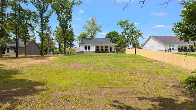1621 Rockwood Drive, Grove, OK 74344
