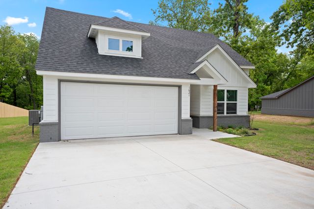 1621 Rockwood Drive, Grove, OK 74344