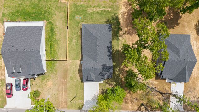 1621 Rockwood Drive, Grove, OK 74344