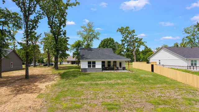 1621 Rockwood Drive, Grove, OK 74344