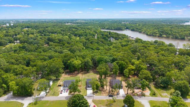 1621 Rockwood Drive, Grove, OK 74344