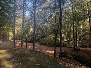 1340 W Garmon Road, Sandy Springs, GA 30327