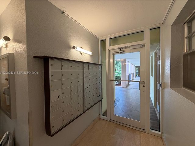 3575 Broken Woods Drive 404, Coral Springs, FL 33065