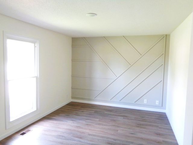 1006 Peachers Mill Rd, Clarksville, TN 37042