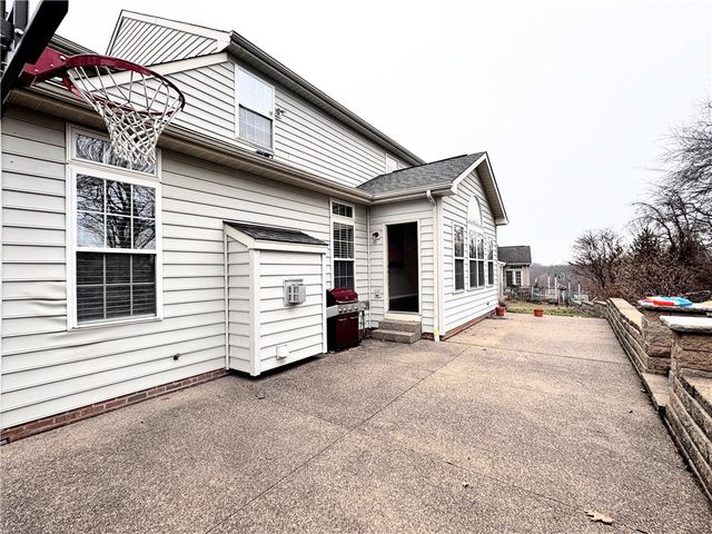1418 N Shevlin, Franklin Park, PA 15143