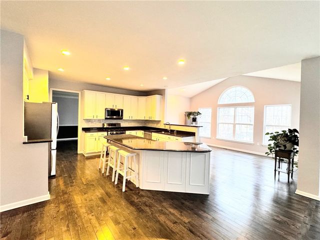 1418 N Shevlin, Franklin Park, PA 15143