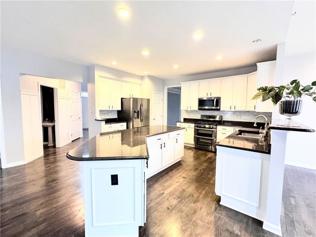 1418 N Shevlin, Franklin Park, PA 15143