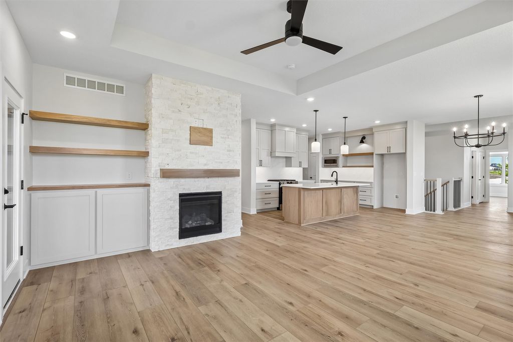 465 NW Prairie Rose Lane, Waukee, IA 50263