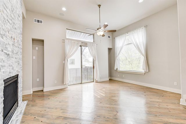 2004 Blodgett Street A, Houston, TX 77004